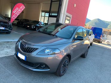 Lancia Ypsilon 1.0 FireFly 5 porte S&S Hybryd Gold