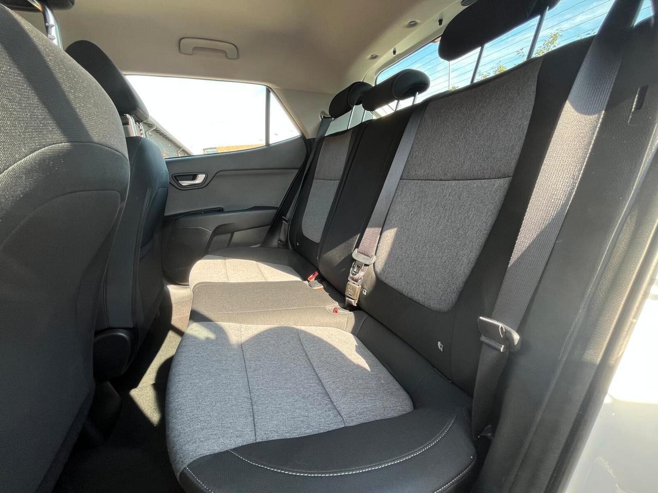 Kia Stonic 1.2 DPI Style