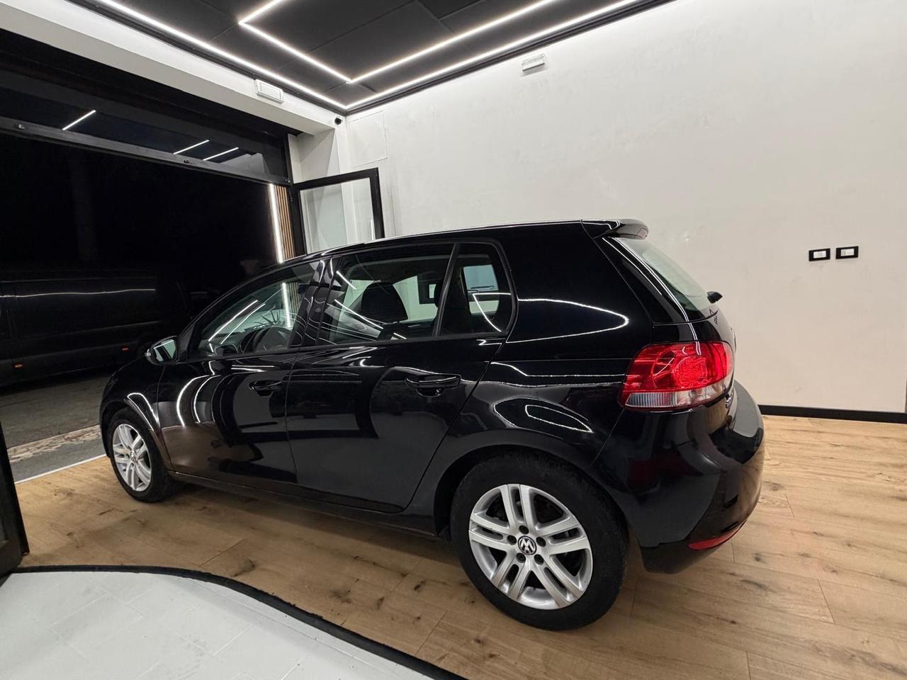 Volkswagen Golf 1.6 5p. Highline gpl