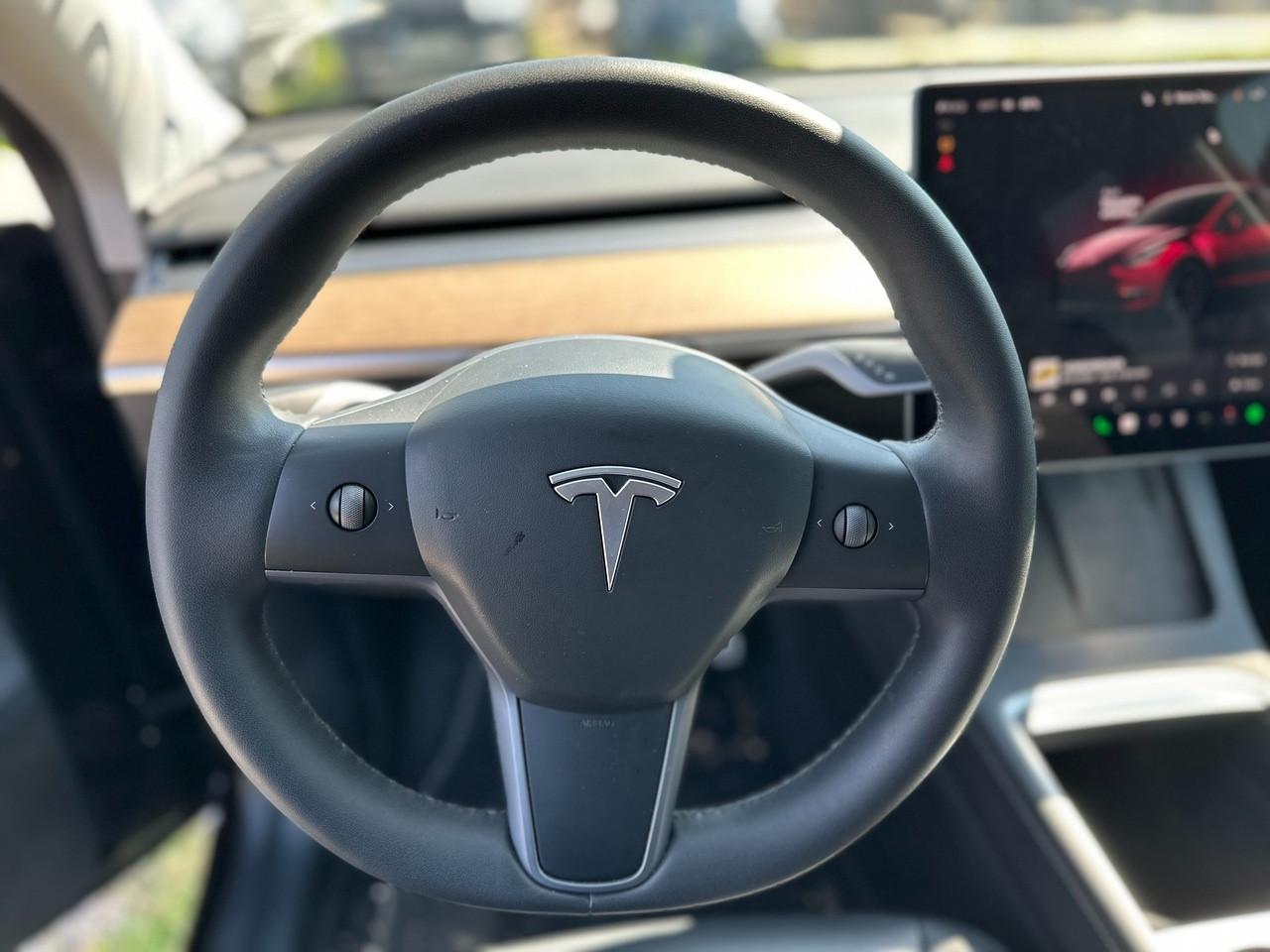TESLA Model Y 2021 - Model Y Performance Dual Motor awd