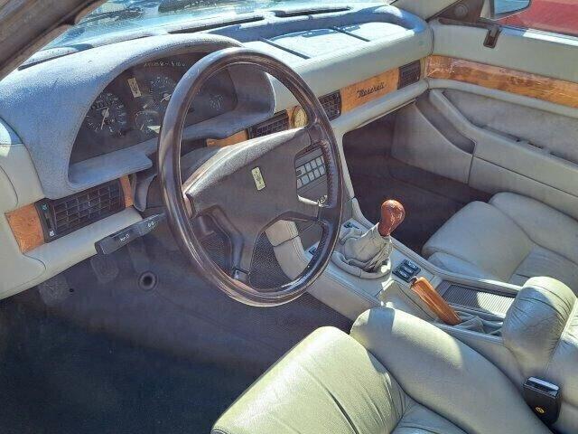 Maserati Quattroporte 422 i service book -1988