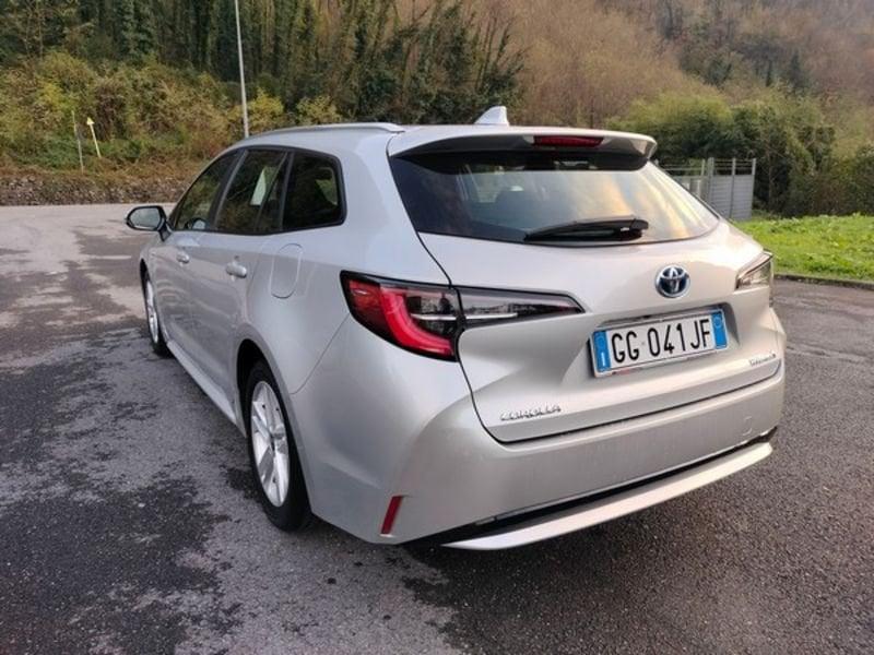 Toyota Corolla Touring Sports 1.8 Hybrid Business