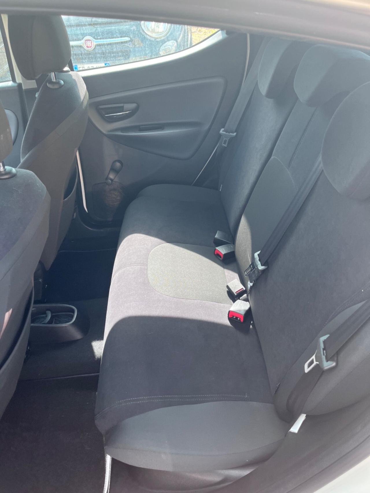 Lancia Ypsilon 1.3 MJT 16V 95 CV 5 porte S&S Platinum
