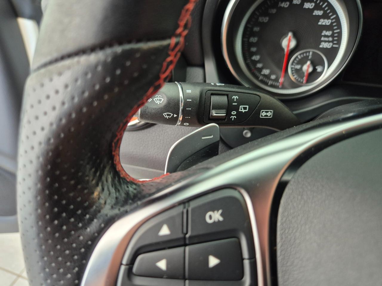 Mercedes-Benz CLA 220 d Shooting Brake AMG Line