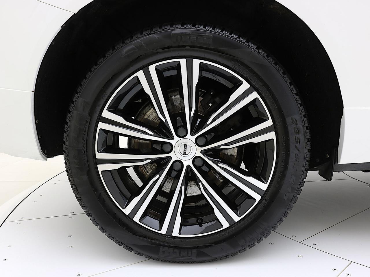 Volvo XC60 B4 AWD auto Inscription TETTO APRIBILE