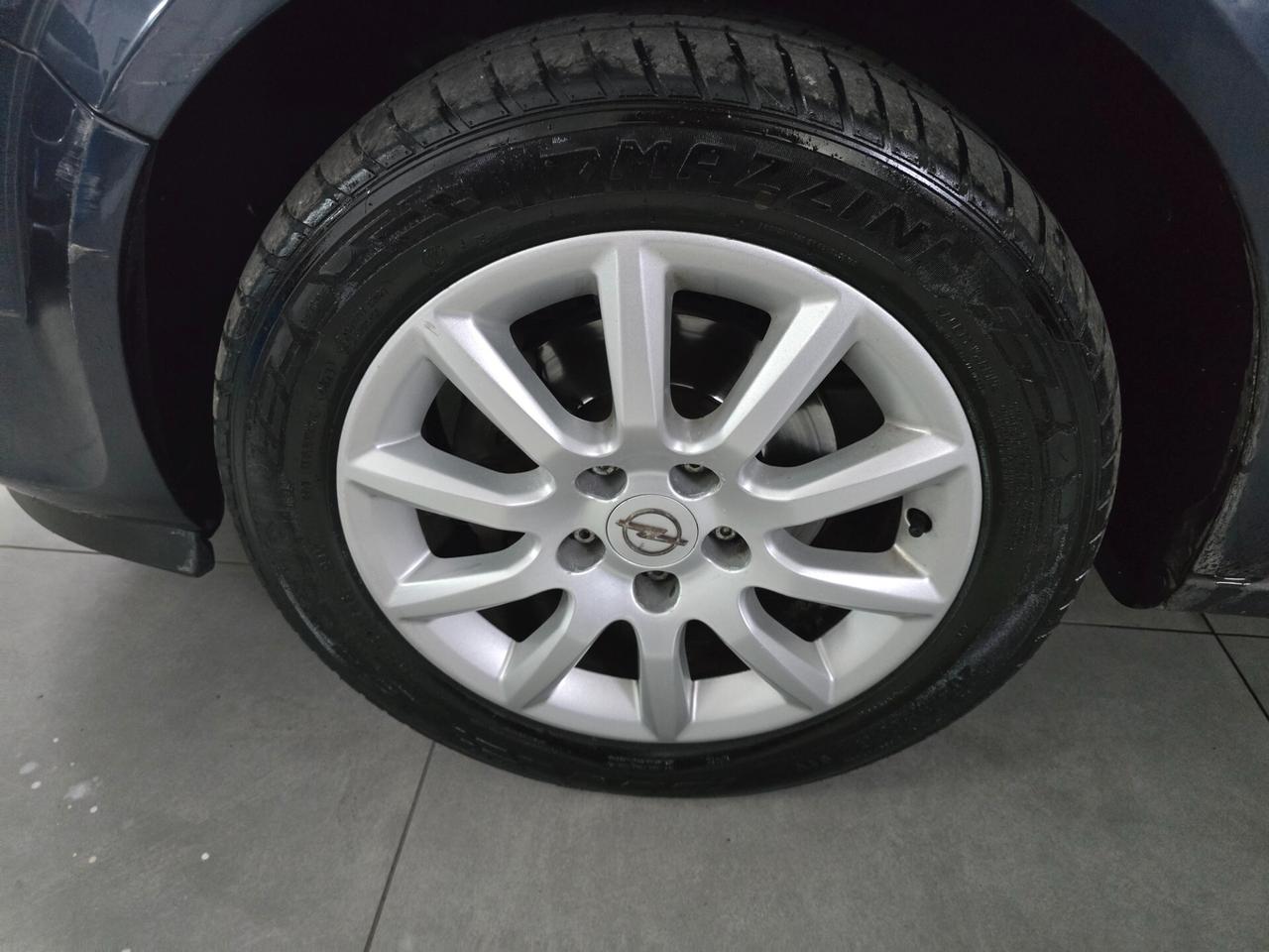 OPEL ASTRA COSMO 1.3 M-JET 5 PORTE PERFETTA