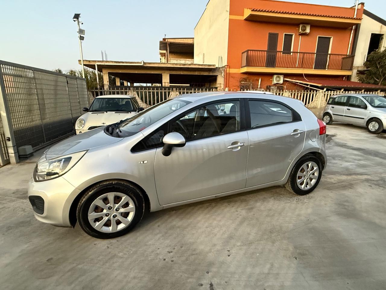 Kia Rio 1.4 CRDi X Neo patentati