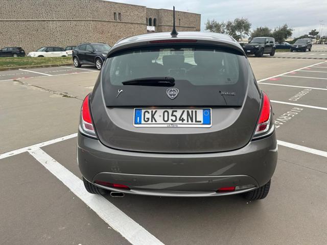 LANCIA Ypsilon 1.0 FireFly 5 porte S&S Hybrid Gold