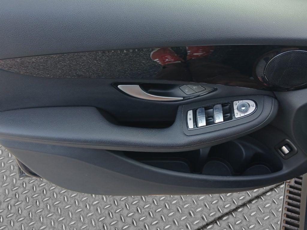 Mercedes-Benz GLC 200 d 4Matic Business Extra