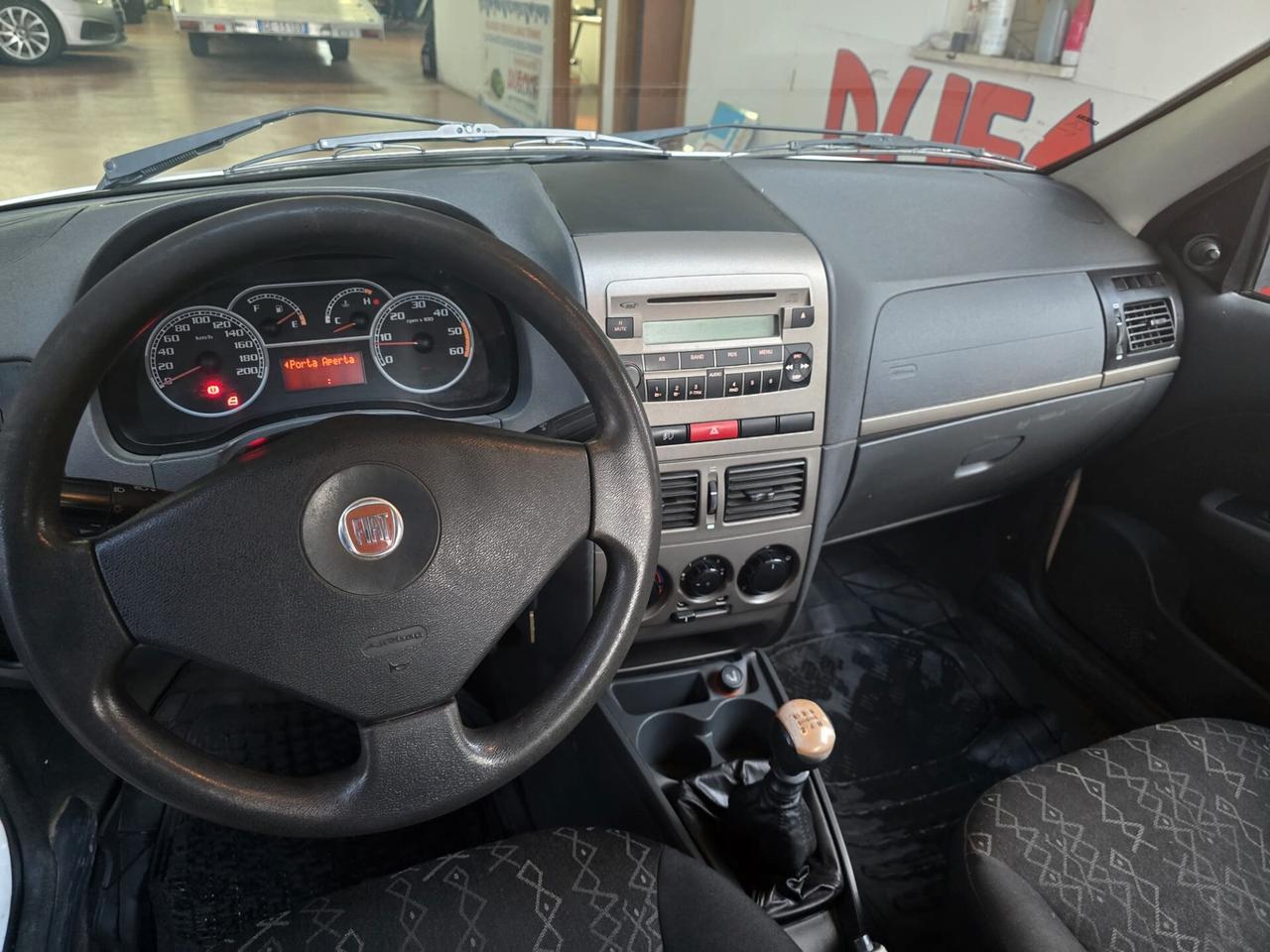 Fiat Strada 1.3 MJT 95CV Pick-up Trekking