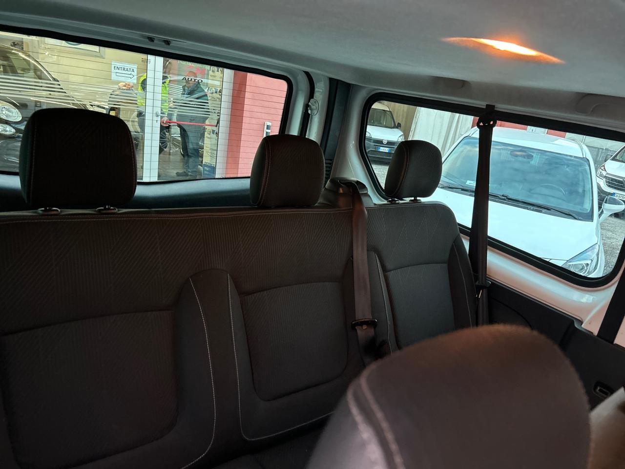 RENAULT Trafic passenger T29 1.6 dci 125cv L2H1 Zen(Comfort) Heavy E6