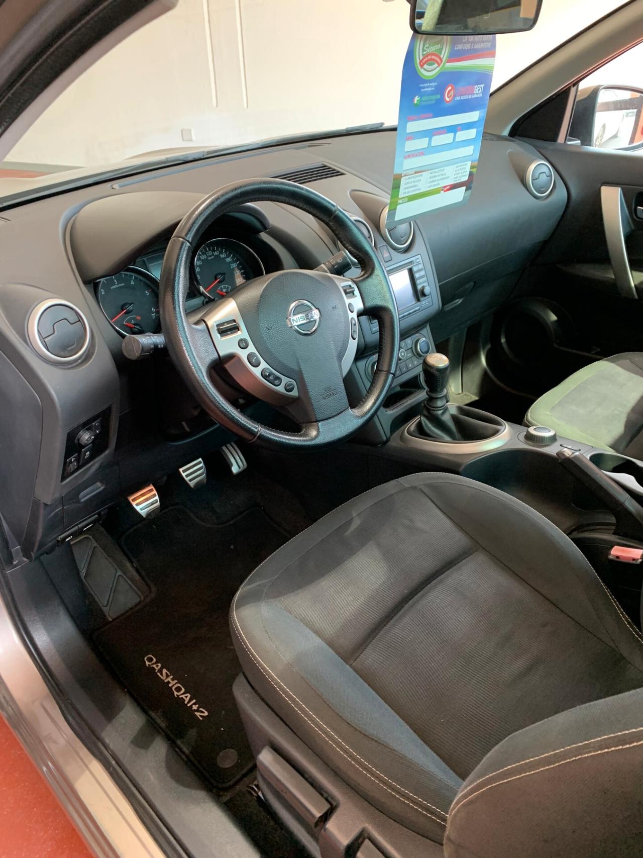 Nissan Qashqai Qashqai+2 2.0 dCi DPF Tekna 4X4 7 POSTI