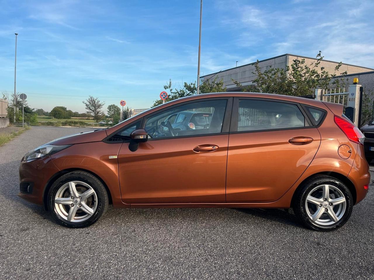 Ford Fiesta 1.0 benz SOLO 69.000KM