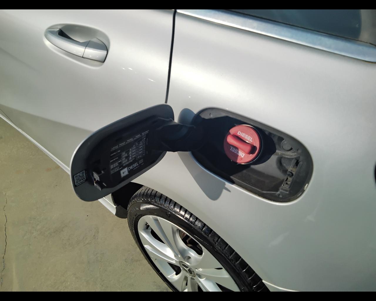 Mercedes-Benz Classe B - T246 - B 200 d (cdi) Sport auto