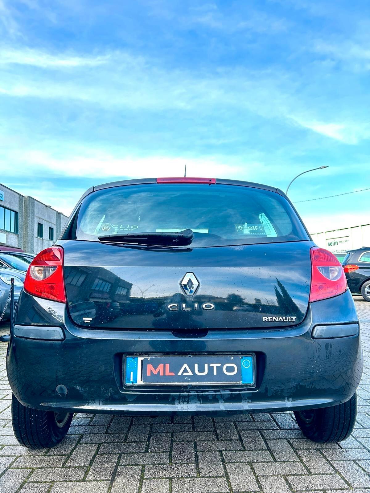 Renault Clio 1.2 16V 3 porte Dynamique - ok neopatentato