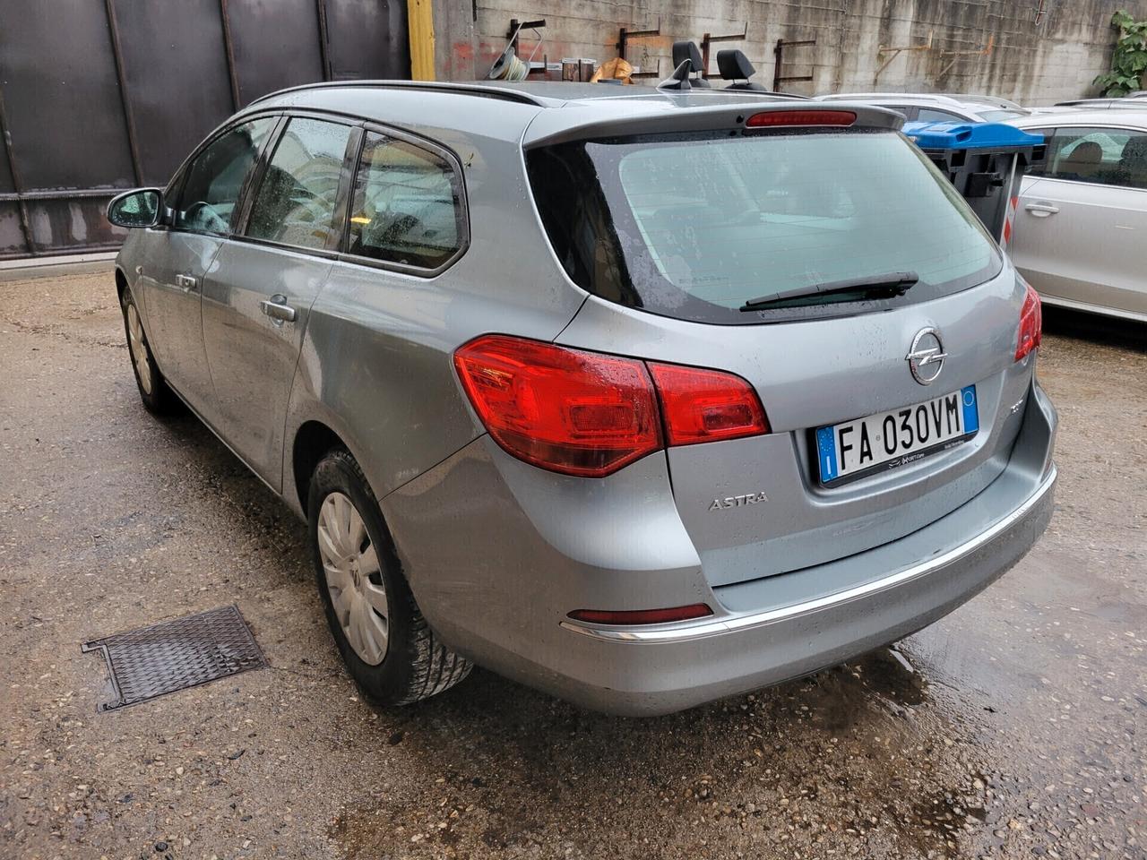 Opel Astra 1.6 CDTI 110cv SW MOTORE ROTTO!