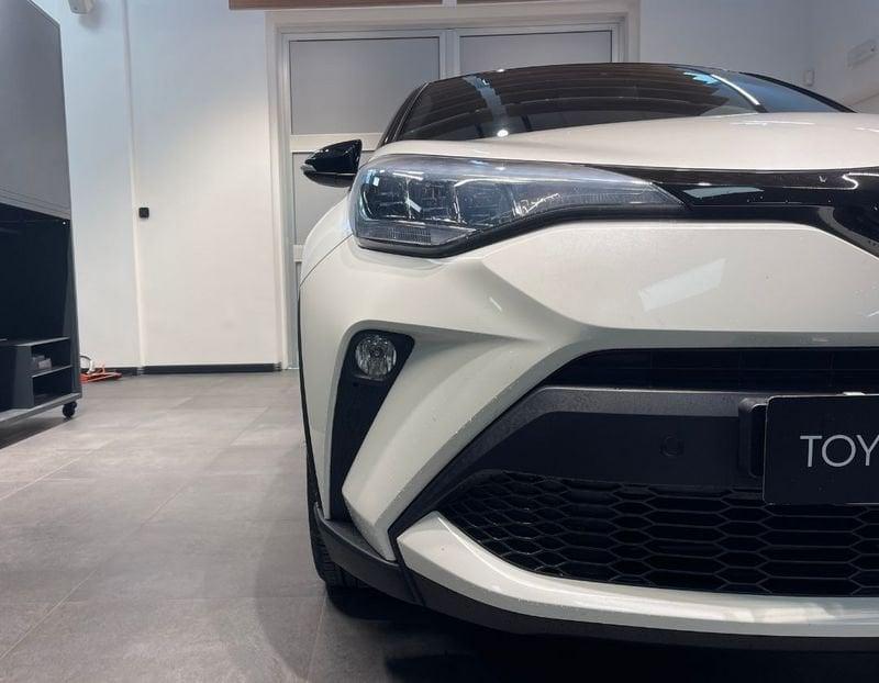 Toyota C-HR 2.0 Hybrid E-CVT Trend