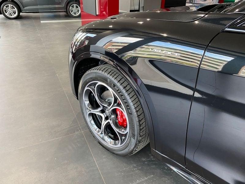 Alfa Romeo Stelvio Stelvio 2.2 Turbodiesel 210 CV AT8 Q4 Veloce KM0 Nero Vulcano