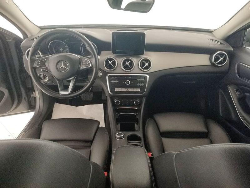 Mercedes-Benz GLA 200 Sport auto
