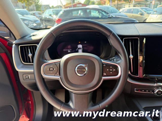 VOLVO XC60 B4 (d) automatico Core
