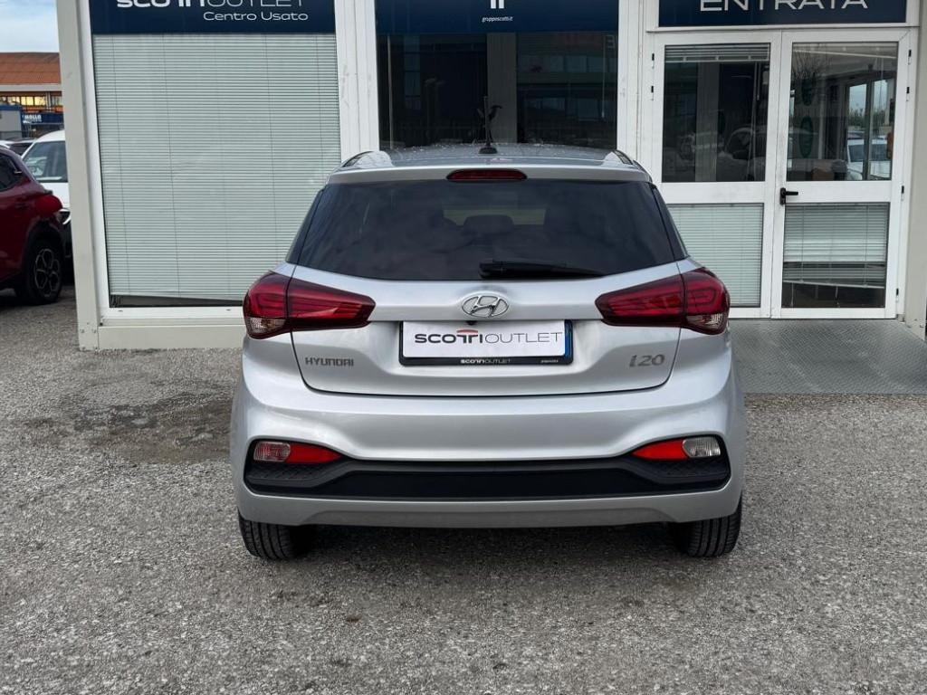 HYUNDAI i20 II 2018 - i20 5p 1.2 mpi Connectline 75cv
