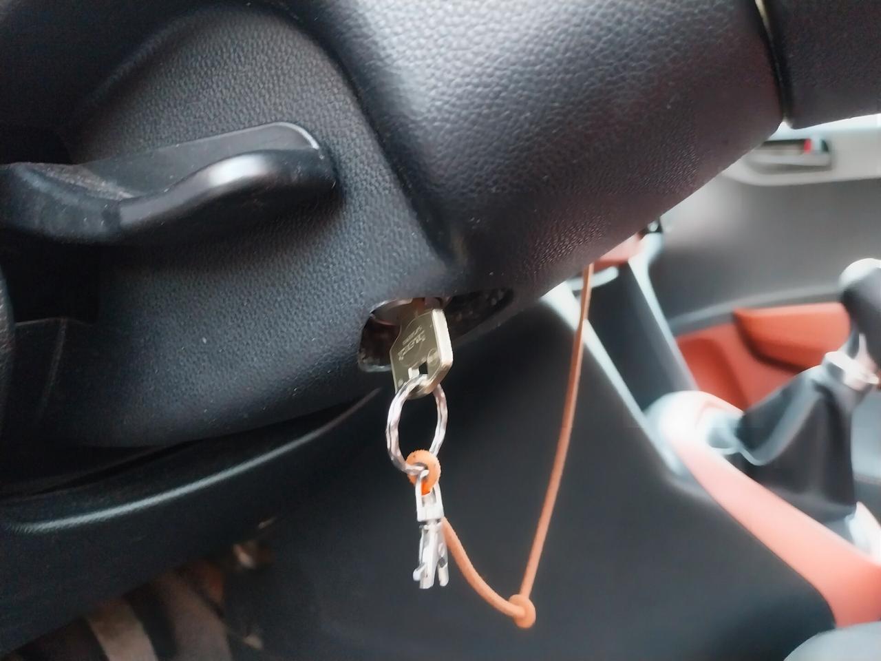 HYUNDAI I10 1.0 BENZINA 52.000 KM 2015