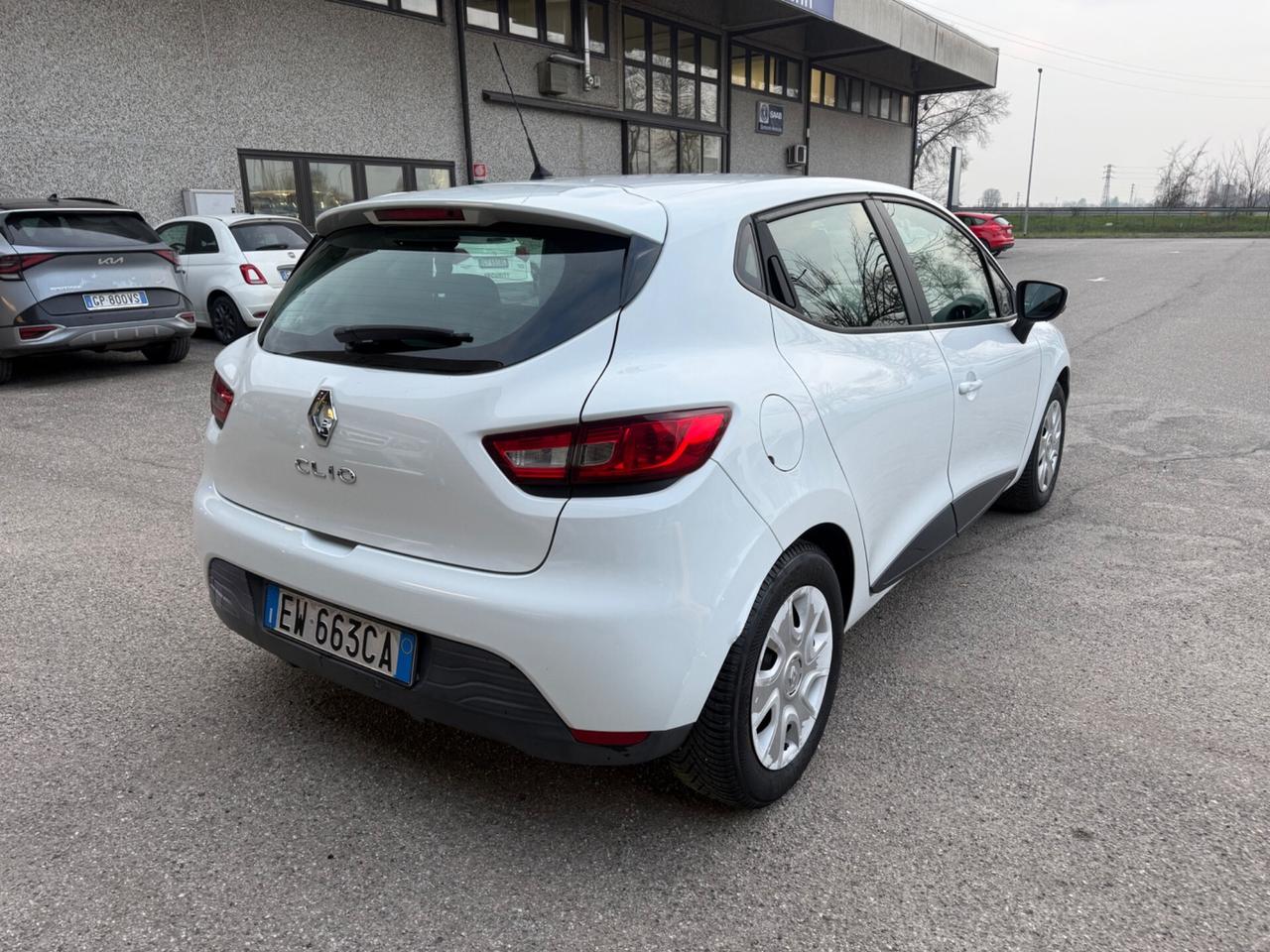 Renault Clio 1.2 75CV 5 porte Live Gpl