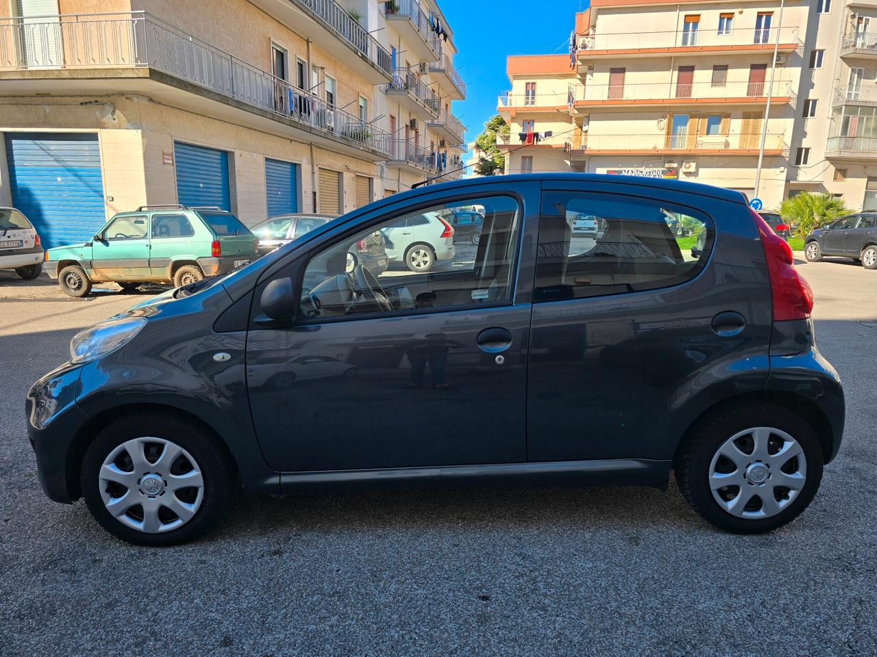 Peugeot 107 Sweet Years - PER NEOPATENTATI