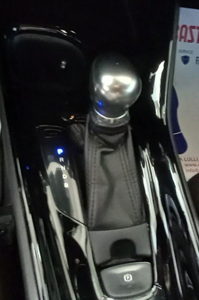 TOYOTA C-HR 1.8 Hybrid E-CVT Lounge