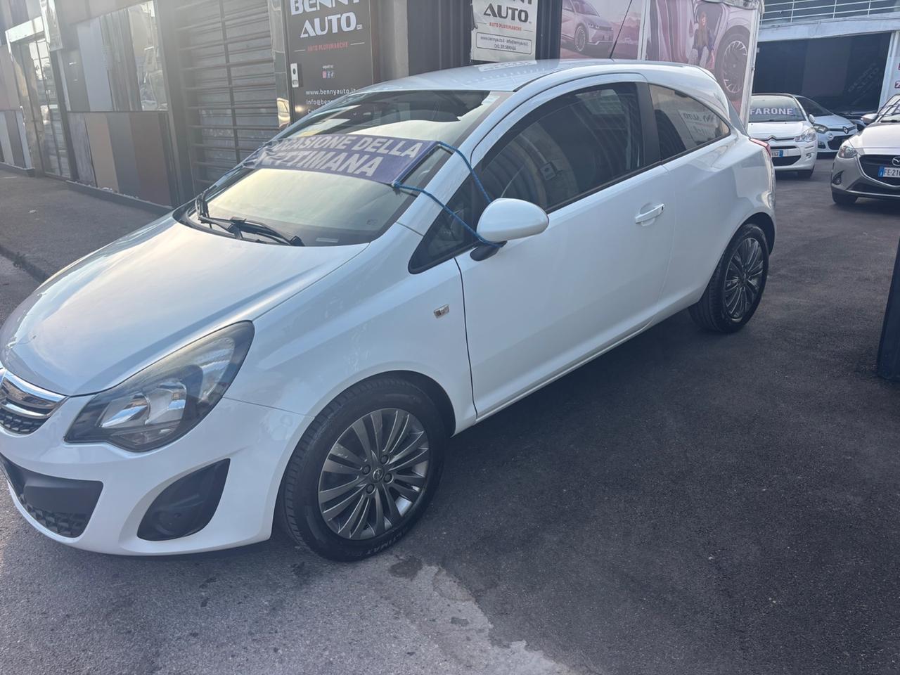 Opel Corsa 1.2 85CV 3 porte GPL-TECH b-color
