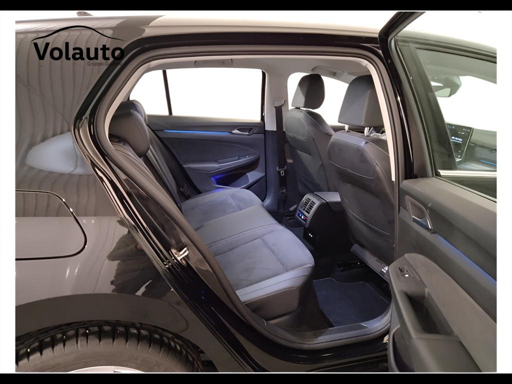 VOLKSWAGEN Golf VIII 2024 - Golf 2.0 tdi Style 150cv dsg