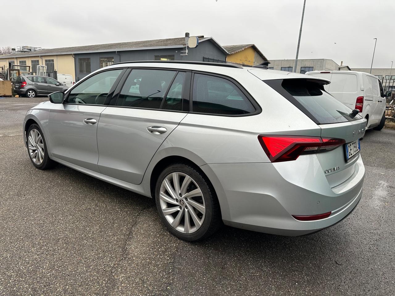 Skoda Octavia 2.0 TDI EVO SCR DSG Wagon Style