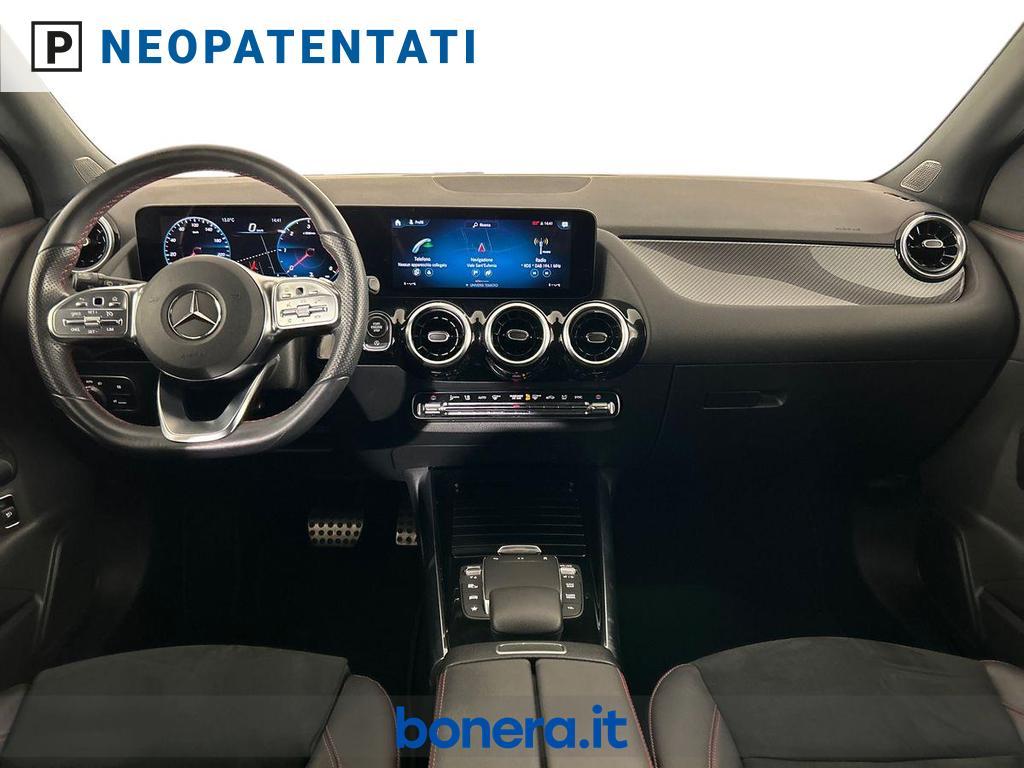 Mercedes GLA 180 180 D Premium 8G-DCT