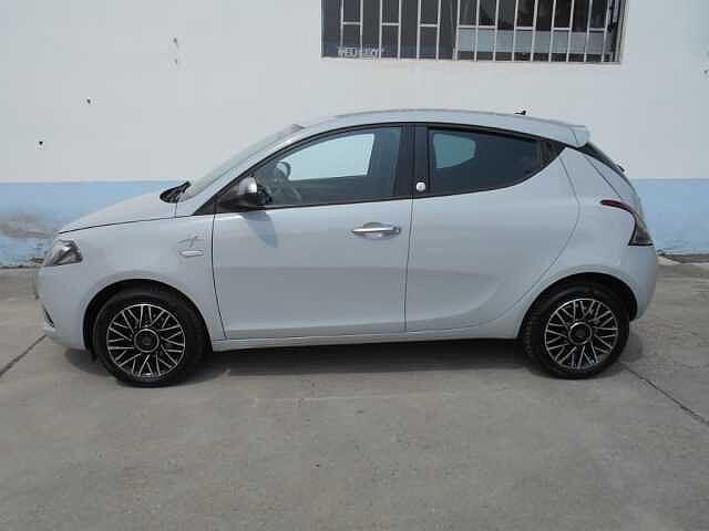 Lancia Ypsilon 1.2 69 cv 5p GPL Ecochic Mya Finanziato