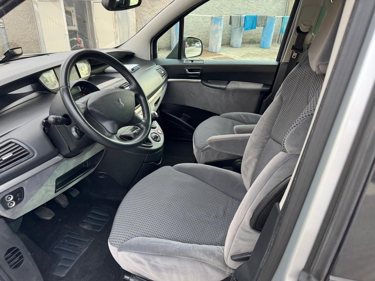 Peugeot 807 2.0 HDi 163CV SV 7 posti