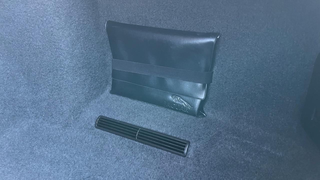 Jaguar XJR 4.0 325 cv con tetto apribile 1996 full