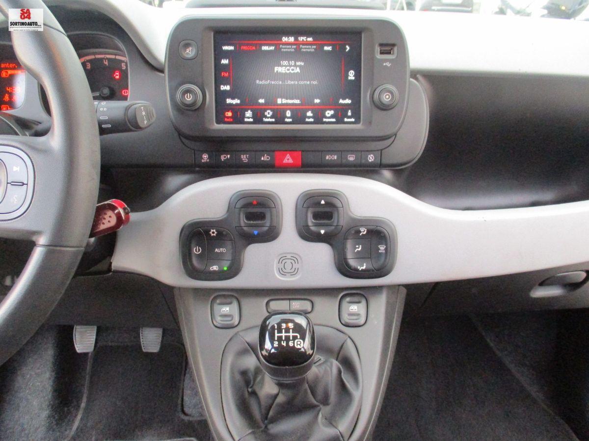 FIAT Panda 1.0 S&S Hybrid City Cross-2022 KM45000