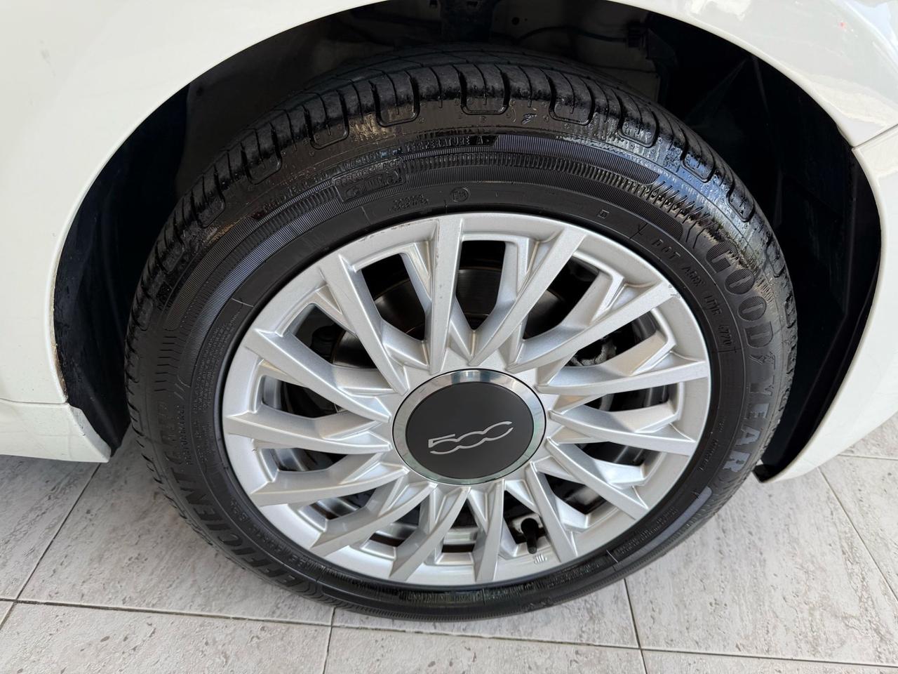 Fiat 500 1.0 Hybrid Dolcevita