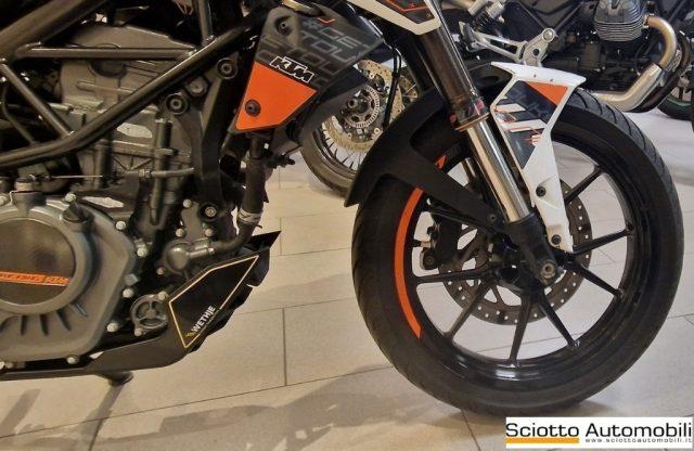 KTM 125 Duke 125