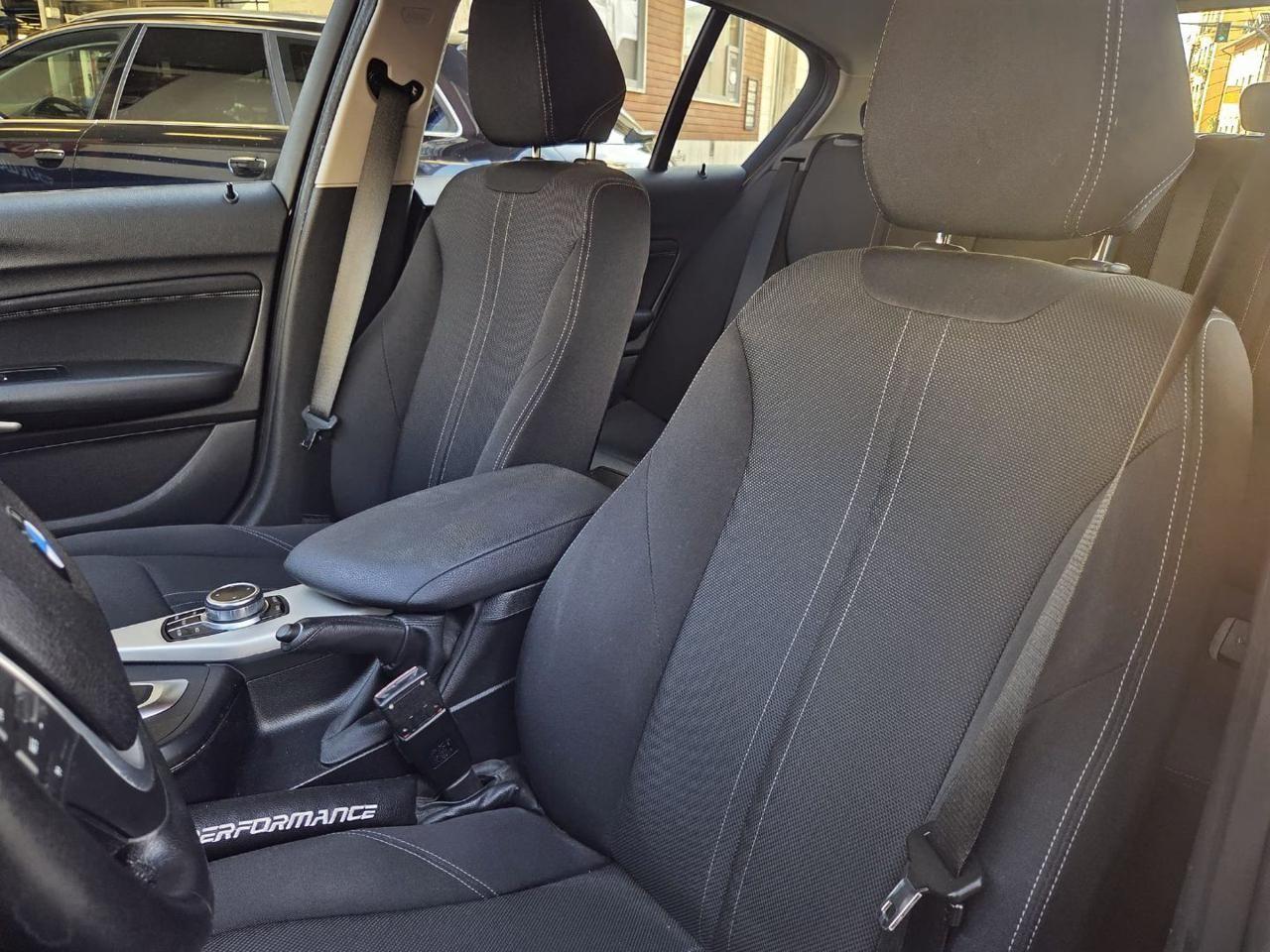 BMW Serie 1 5 Porte 118d Advantage 5p auto