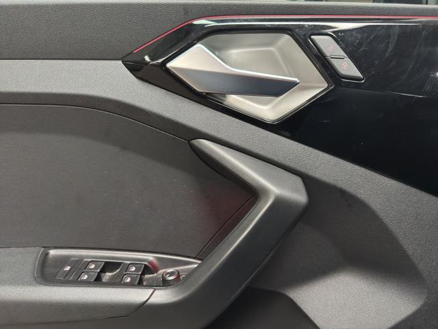 AUDI A1 citycarver 30 TFSI S tronic Admired