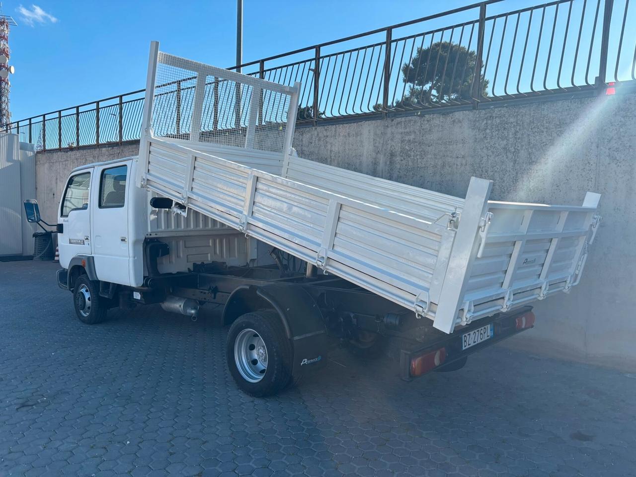 Nissan Cabstar 3.0 TD – Doppia Cabina – Ribaltabile Trilaterale – 138.000 km