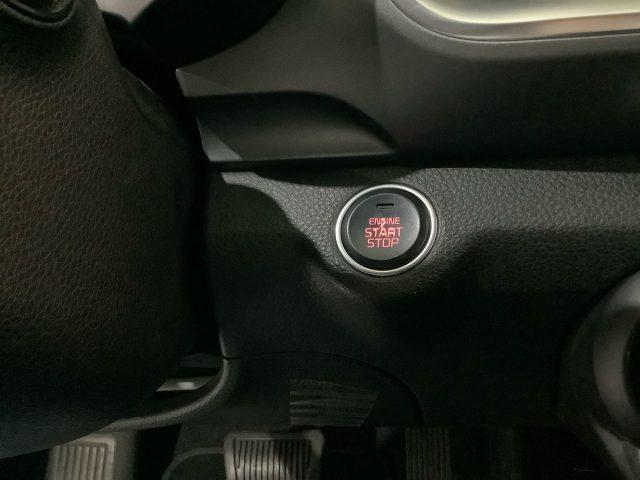 KIA Stonic 1.0 T-GDi 120 CV MHEV DCT Black Edition