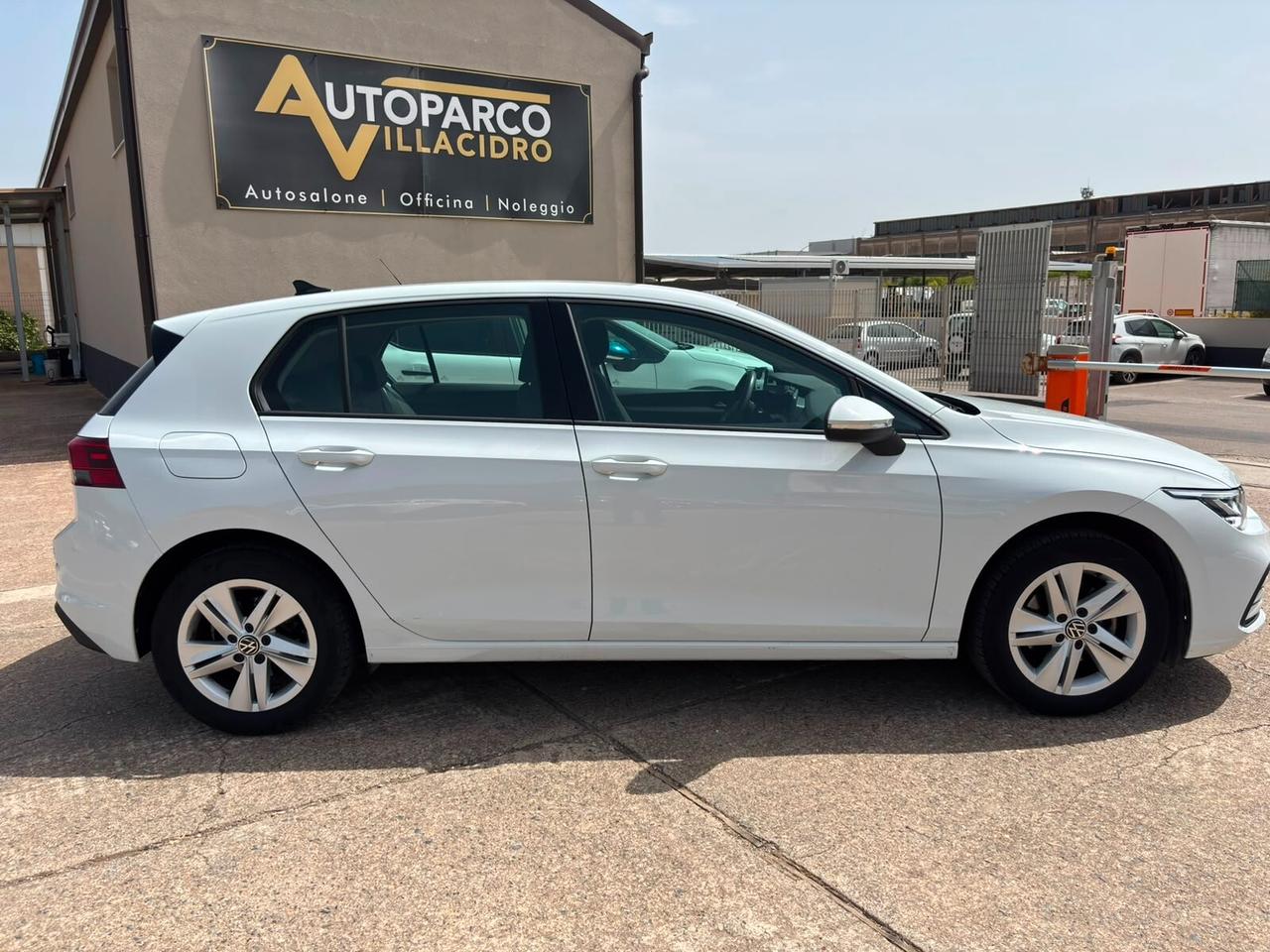 Volkswagen Golf 1.0 TSI EVO Life