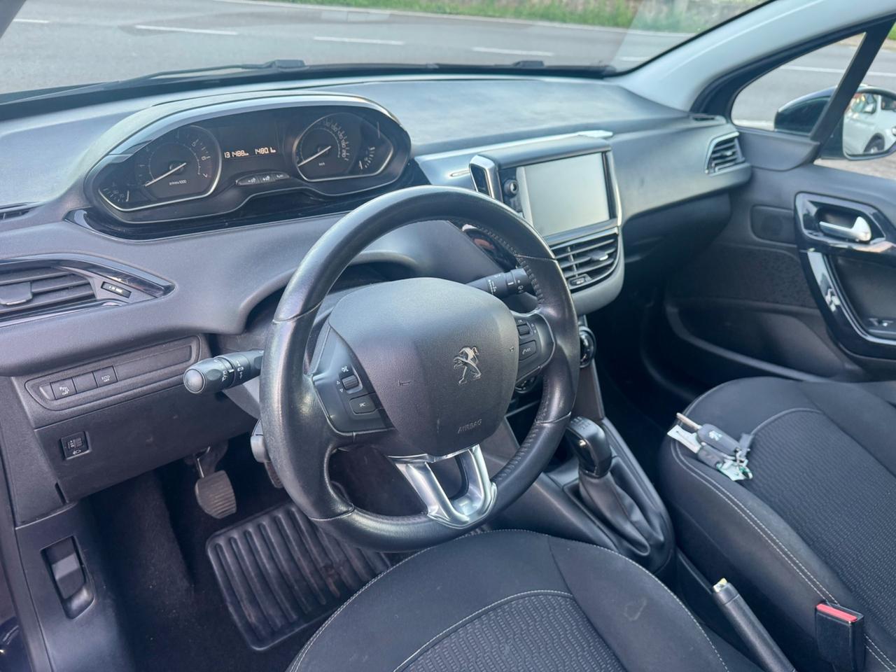 Peugeot 208 PureTech 82 Stop&Start 5 porte Allure