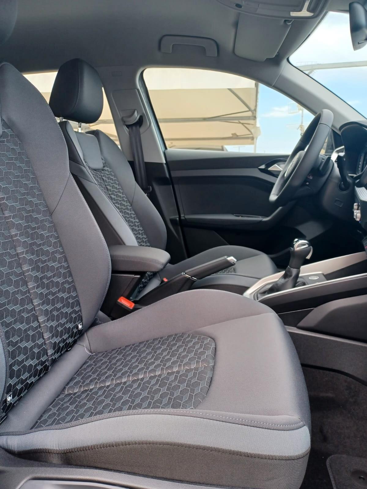 Audi A1 allstreet 30 TFSI S tronic Identity Contrast