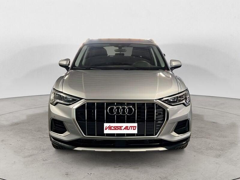 Audi Q3 Q3 35 2.0 tdi Identity Black s-tronic