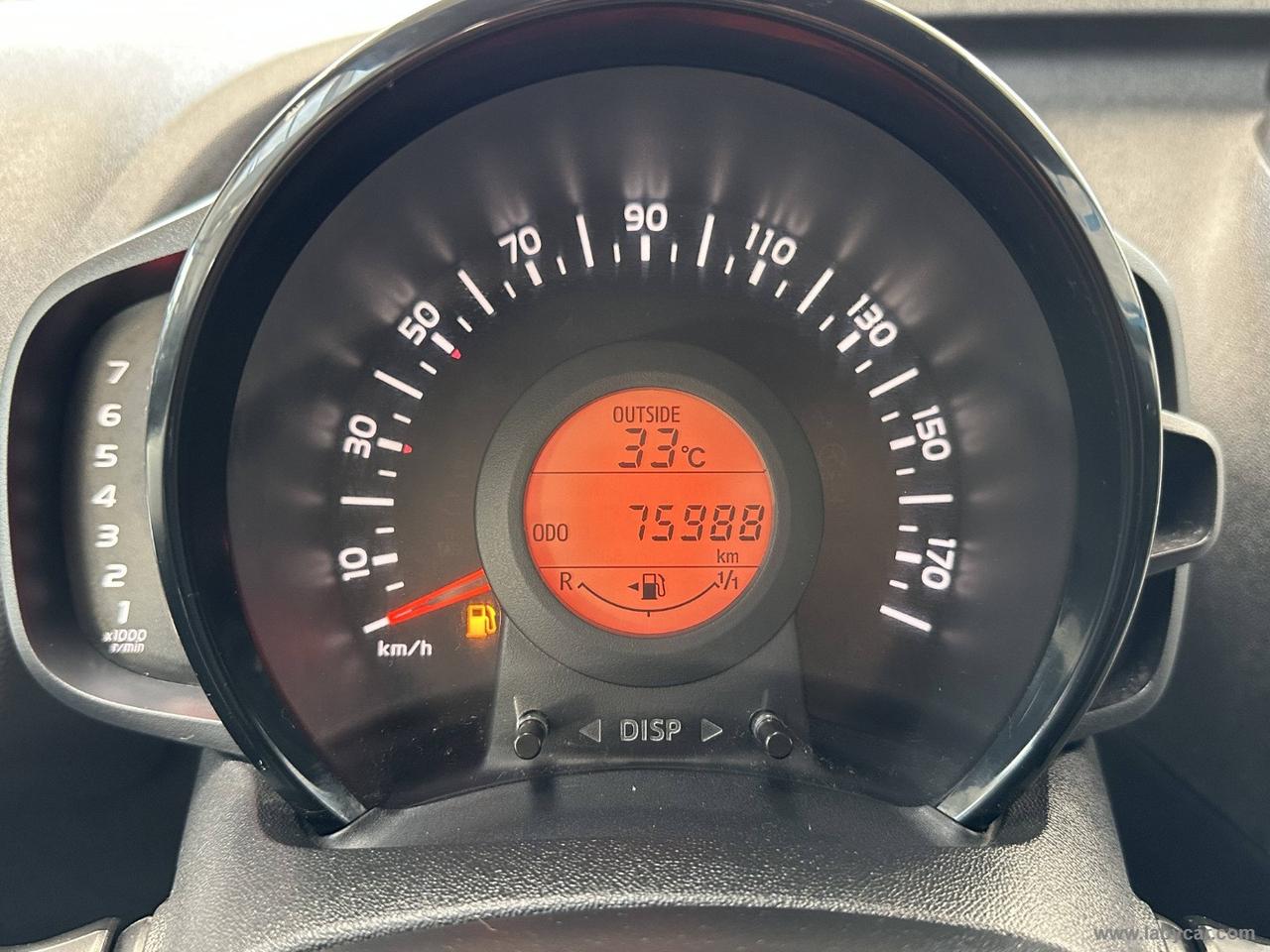 CITROEN C1 VTi 72 5p. Shine