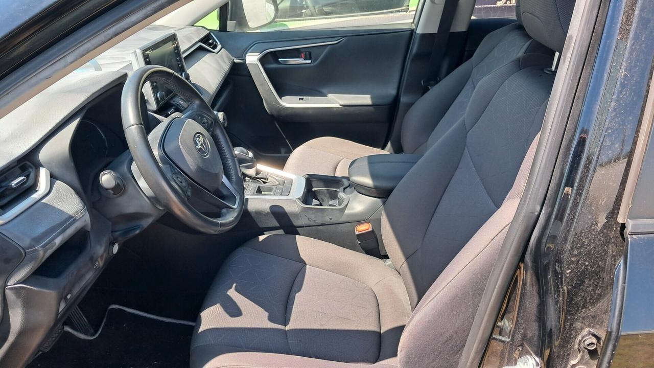 Toyota RAV4 HSD 2WD Dynamic x Commercianti