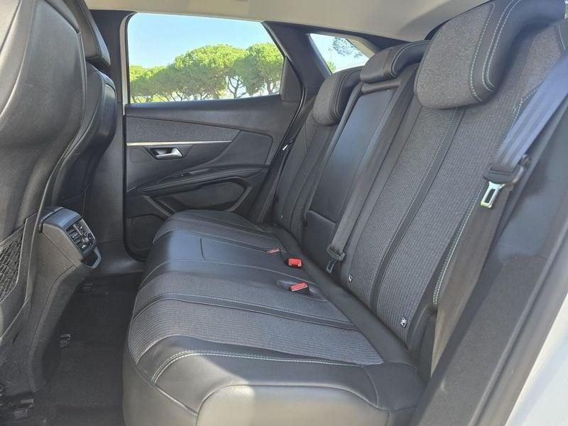 Peugeot 3008 Hybrid 225 e-EAT8 Allure Pack